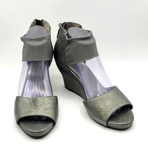 Eileen Fisher Elegant Gray‎ Wedge Sandals SIZE 9.5. #1485